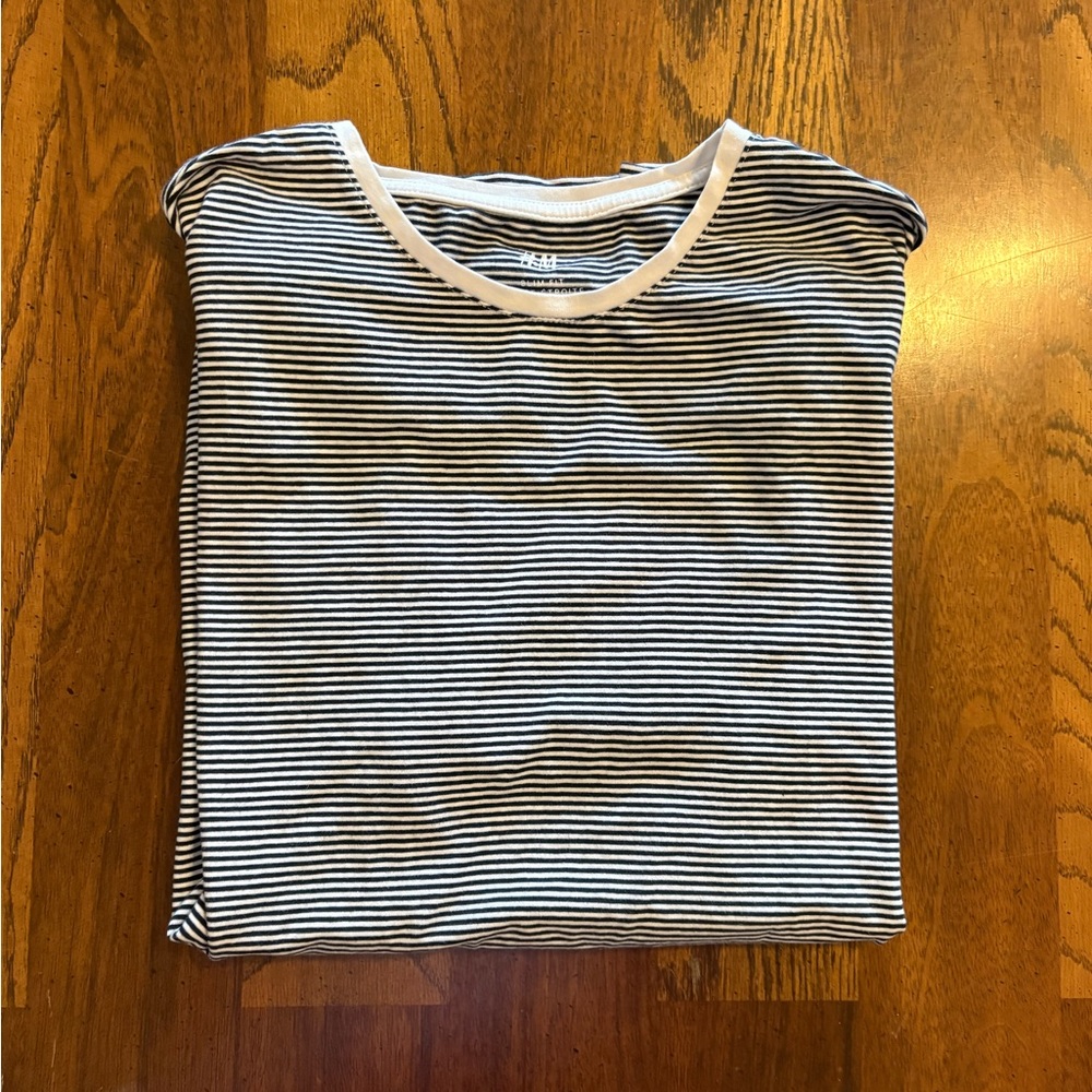 H&M Black and White Striped Short Sleeve Tee Slim Fit - Picture 1 of 3